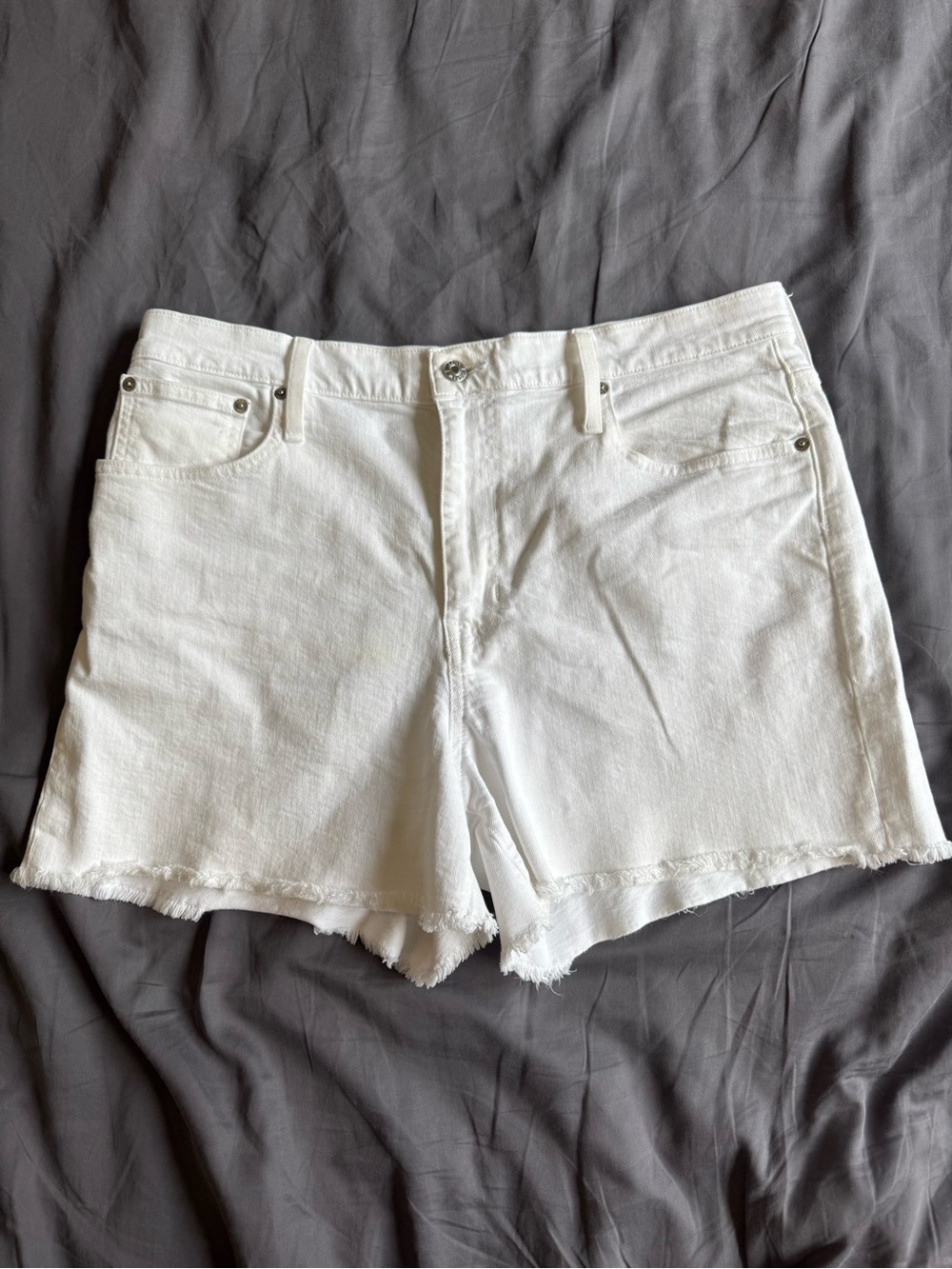 JCrew Women’s White Denim Frayed Hem Shorts size 31 - Picture 1 of 6